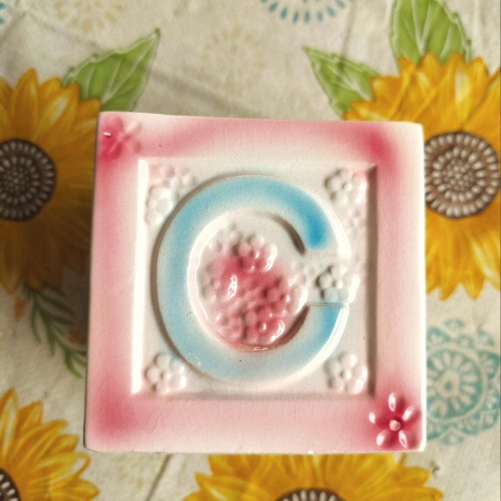 Vintage baby cube